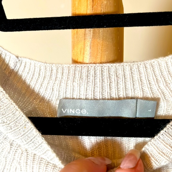 Vince L 100%Cashmere Light beige,slightly ribbed,wide hem,a little flowy So soft - Picture 3 of 5